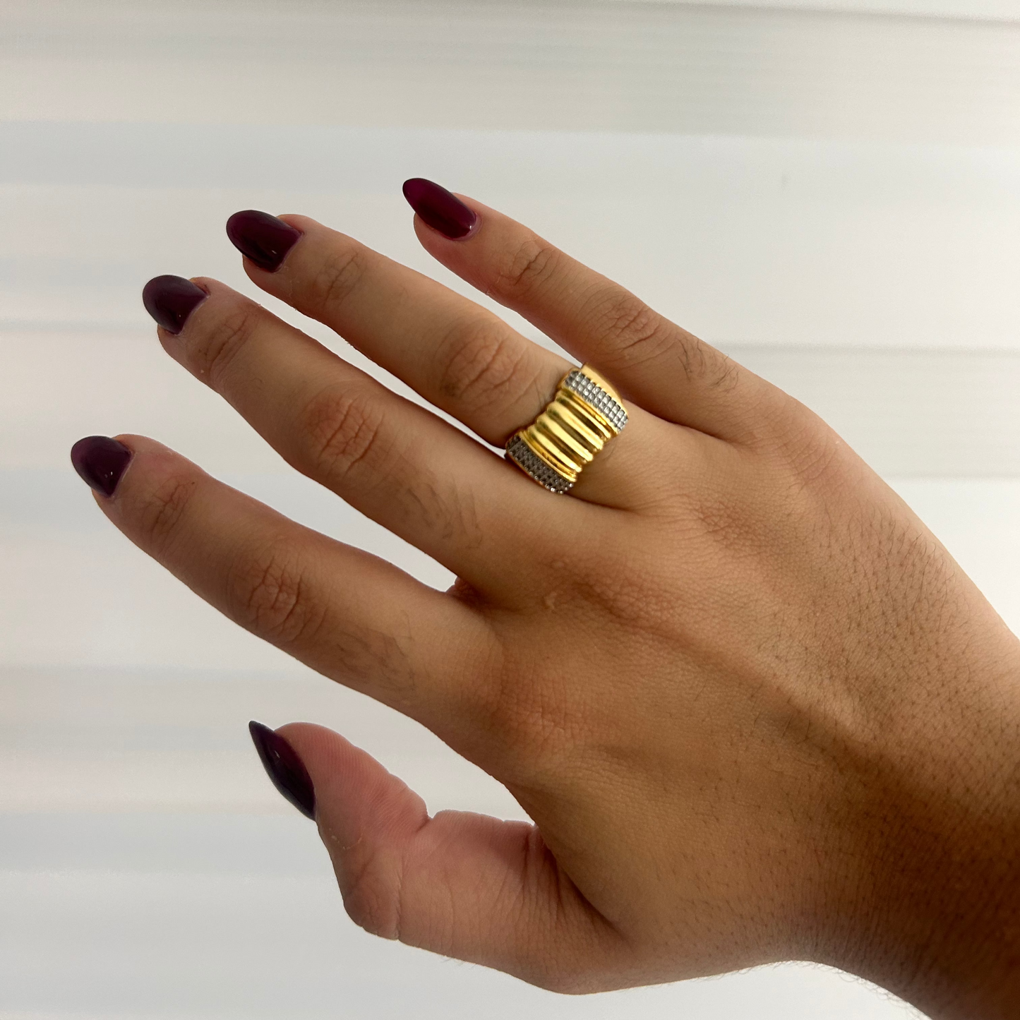 MARA DIAMOND RING