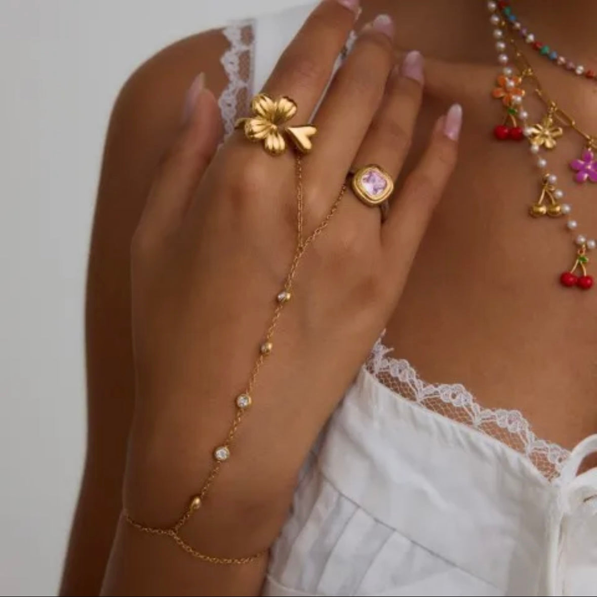 Luna Hand Chain