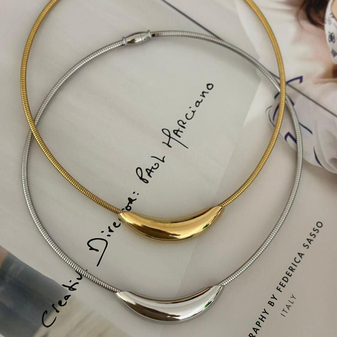 ANTONIA NECKLACE
