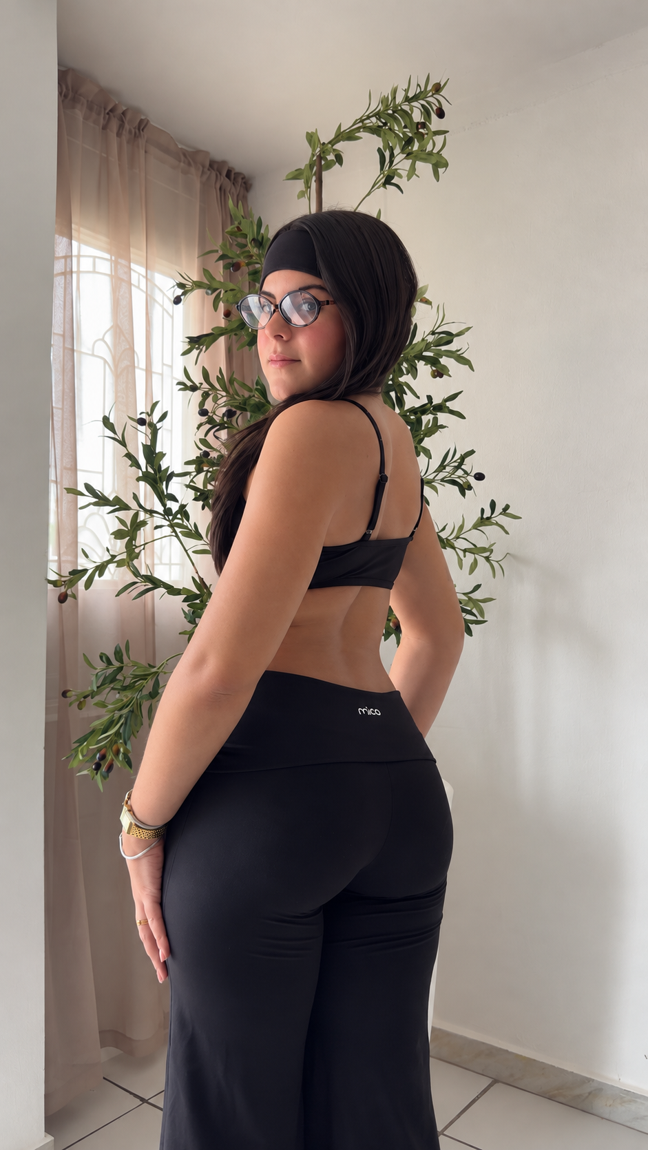 Noir Flare Bottom