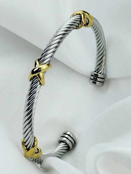 Infinity bangle